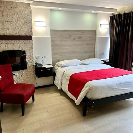 אמבאטו Hotel Imperial מראה חיצוני תמונה
