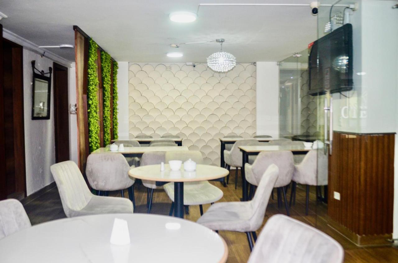 אמבאטו Hotel Imperial מראה חיצוני תמונה