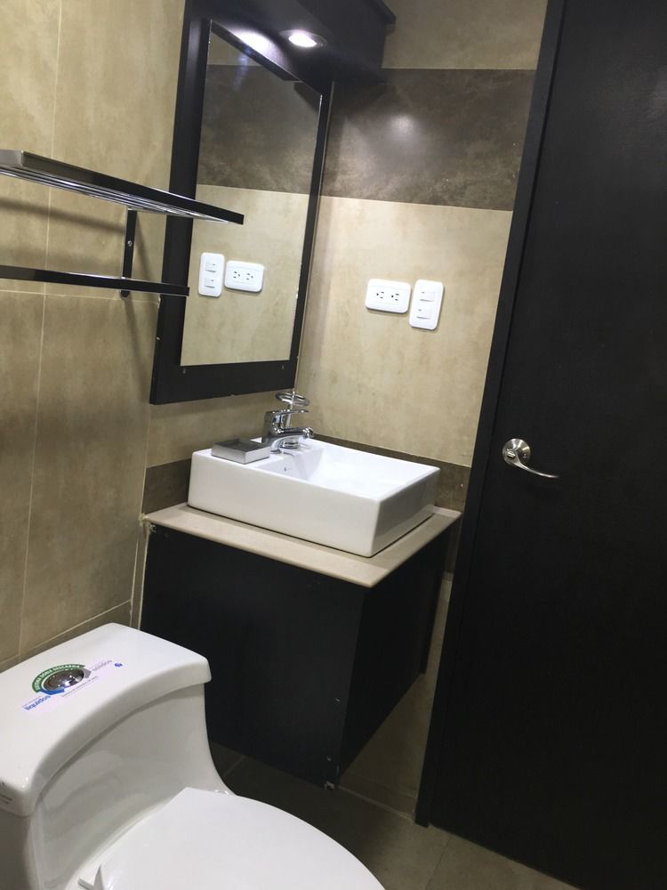 אמבאטו Hotel Imperial מראה חיצוני תמונה